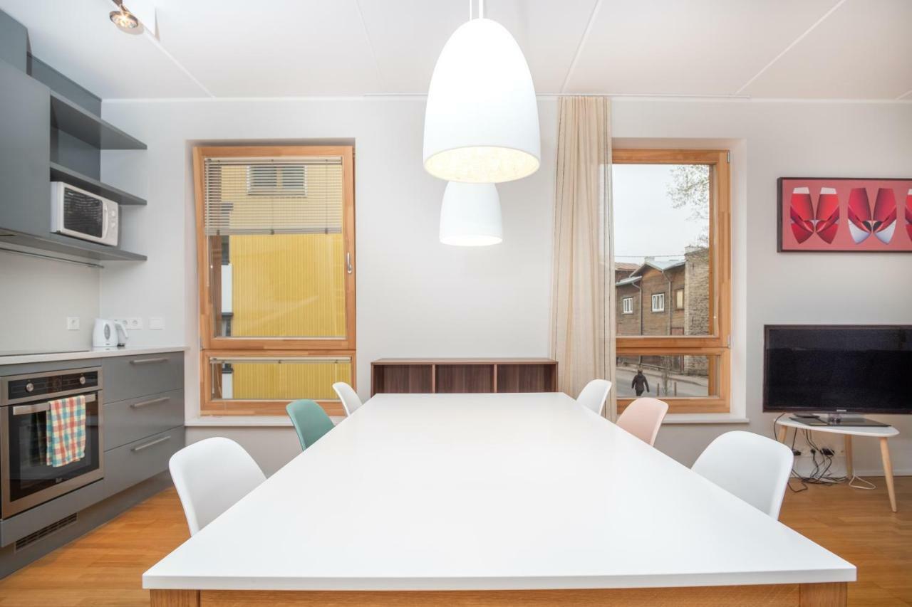 Dream Stay - Stylish Apartment Near Old Town With Free Parking Tallinn Exterior foto